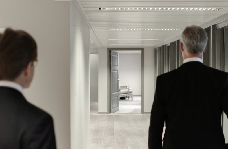 Les 7 questions à se poser avant de recruter son premier salarié en 2026